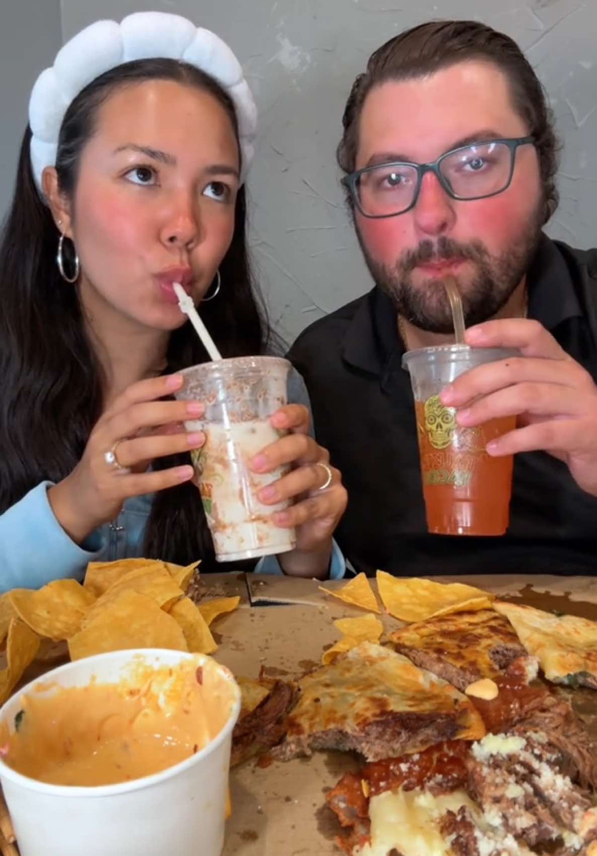 Birria Pizza Mukbang Couple Collab with @Mooncake3000 Eats Husband WE’LL BE DOING THESE EVERY SUNDAY TOGETHER 🥰🫶 #mukbang #Foodie #asmr #foodtiktok #mukbangeatingshow #mukbangfoodasmr #foodreview #foodreviews #birria #birriapizza #birriatacos #collab #mexicanfood #mukbangcouple 