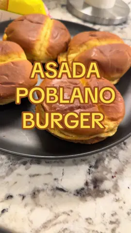 La receta de la casa , hamburguesa de carne asada @A&A Fitwear gracias amor te quedó deliciosas 