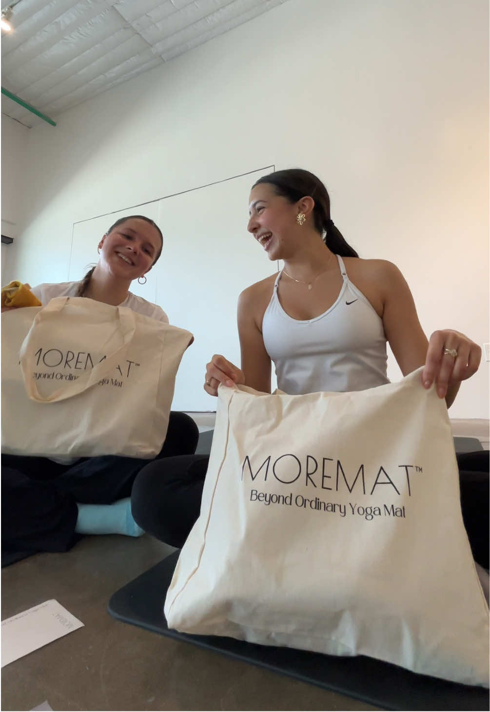 So grateful for the invite @ana gaby & @MOREMAT ❤️ and LOVED trying out this mat which I will be getting for my mom this Christmas 🫵🏼 #moremat #yoga #austin #yogamat  