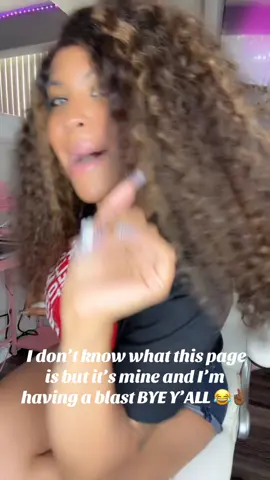 Just out here confusing the algorithm one lip-sync at a time. Follow at your own risk 🫠#delulu #manifesting #algorithm #contentcreator #lipsync #idk #foryourpage #funny #sahm 