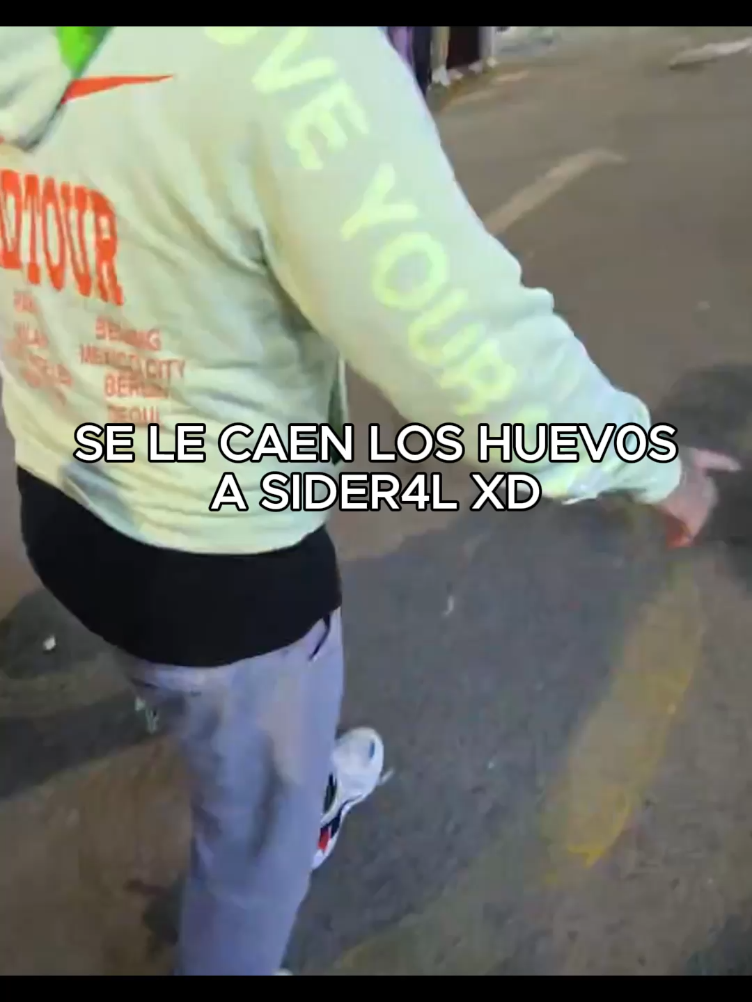 Sideral  va de compras y se le caen los huevos xd #sideral #labeba #bebaarmy #fyp #risa