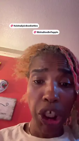 I got a free sub in today wow I get to comment different #poplipsneighborhood #follow #livestream #fyp 