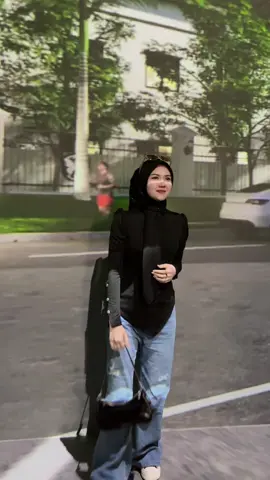 Ank Dara aku ni mmg suka amik video time Ibu tk ready 😬