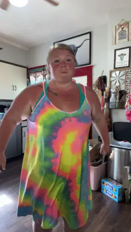 This dannggg song live rent free in my head 🥴🤣🤣 alsoooo check out the burn lines 🤣