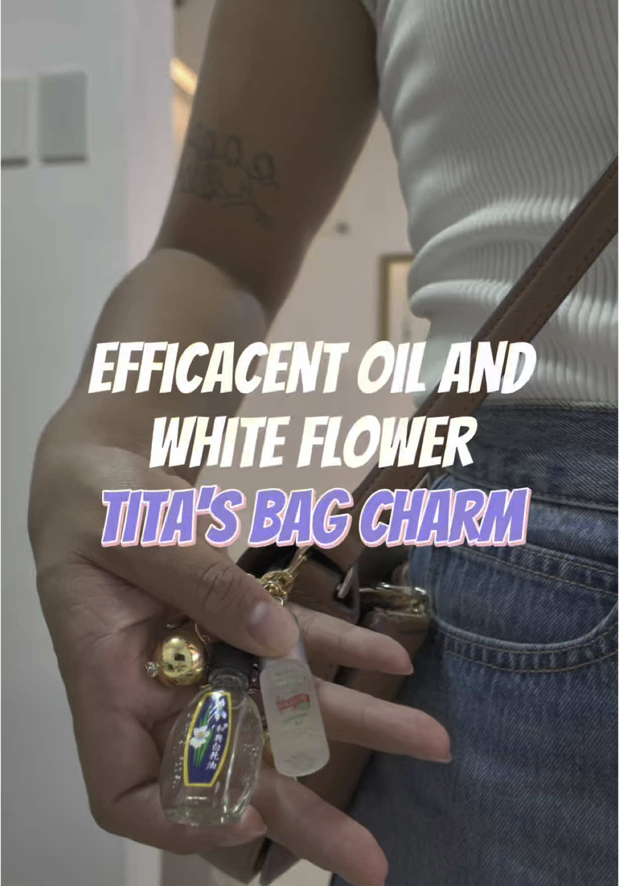 Ito yung best ever keychain na nagustuhan ko. #titasbagcharm #tiktokfinds #oillinament #efficacentoil #whiteflower