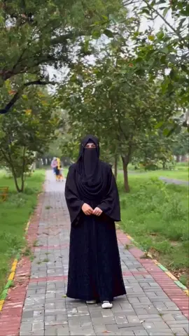 Dua kro . . . . #hijabstyle #hijabitiktok #hijabtutorial #hijab #abaya #abayastyle #blacklover🖤🖤🖤 #blacklover🖤 #hijabgirl #abayagirls #hijabitiktok 