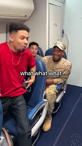 Soldiers coming home 🏠 #usaus #respect #reunion #familythings #soldier #surprise #tiktok #fyp #usa 