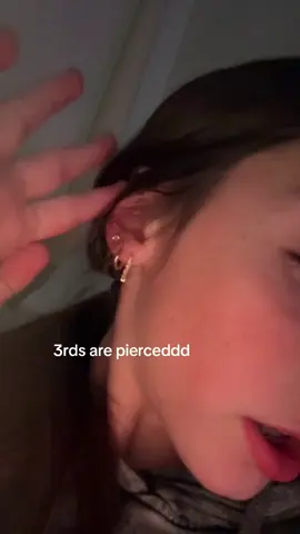 i lost in cake off durning this #roblox #earpiercing #earring #fyp