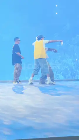 Jowell y Randy llegan como invitados para la tercera función de la residencia de Bad Bunny en el Choli🔥🇵🇷 @Bad Bunny @JowellTok @Randy Ortiz  (Vía @hqconcert ) #fyp #foryoupage #badbunny #benito #dtmf #debitirarmasfotos #residencia #concerts #puertorico #🇵🇷 #coliseodepuertorico #safaera #randy #jowell #jowellyrandy 