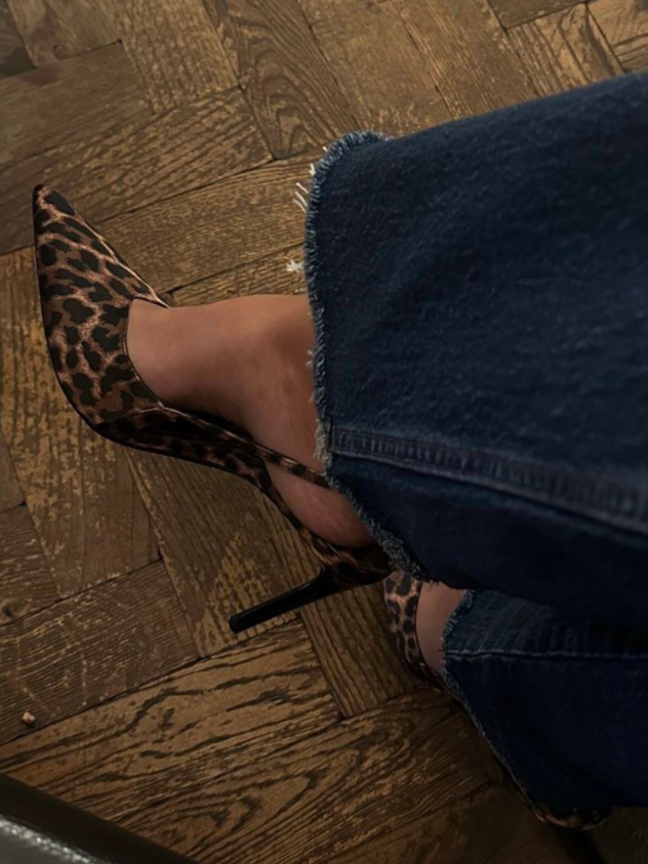 heels + jeans #glamour #heels #fashion #styleinspo #foryouuuuuuuuuuuuu 