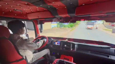 cái gì mà xuống chợ trễ là mang ra chùa bán 🤣🤣#viral #xerau49lamdong☘️🚛🚛 #xerau49 #xerau49lamdong #xetaitiktok🚛 #hino500 