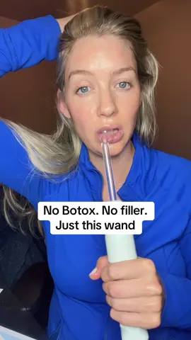 Postpartum hair thinning + aging skin? SAME. This high-frequency wand boosts blood flow to your scalp and skin— 🧠 Stimulates dormant follicles for hair regrowth 💧 Boosts collagen production for fine lines + tired skin Perfect for postpartum hair loss + sagging skin at the same time. #hairthinning #postpartumhairloss #highfrequencywand #collagenproduction #fineLines #postpartumskin