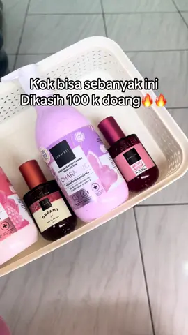 Bisa bisa nya dapat bodylotion dan parfumnya,apalagi combo nya pas bgt #scarlettwhitening #bodylotion #parfumscarlett #bodycarescarlett #bodylotionscarlett #terbaru #viral 