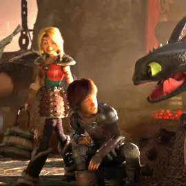 furia luminosa rompe hogares #comoentrenaratudragon #hipo #astrid
