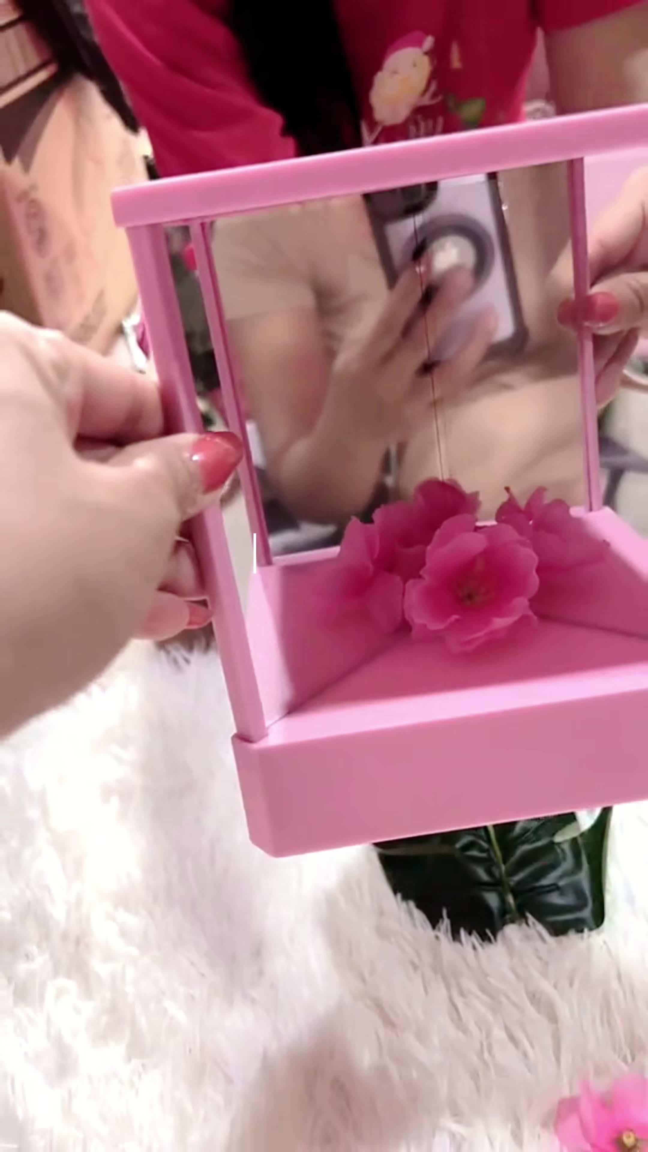 POV: When I stopped hiding my real skin... everything changed. #vanitymirror #pinkmakeuplook #makeupmirror #hellokittymirror #miramakeup #vanitywithmirror #vanityledmirror #beautymirror #newvanitymirror #vanitymakeover #StandOut #TrueReflection #POV #BeBoldBeReal #NoMoreShrinking