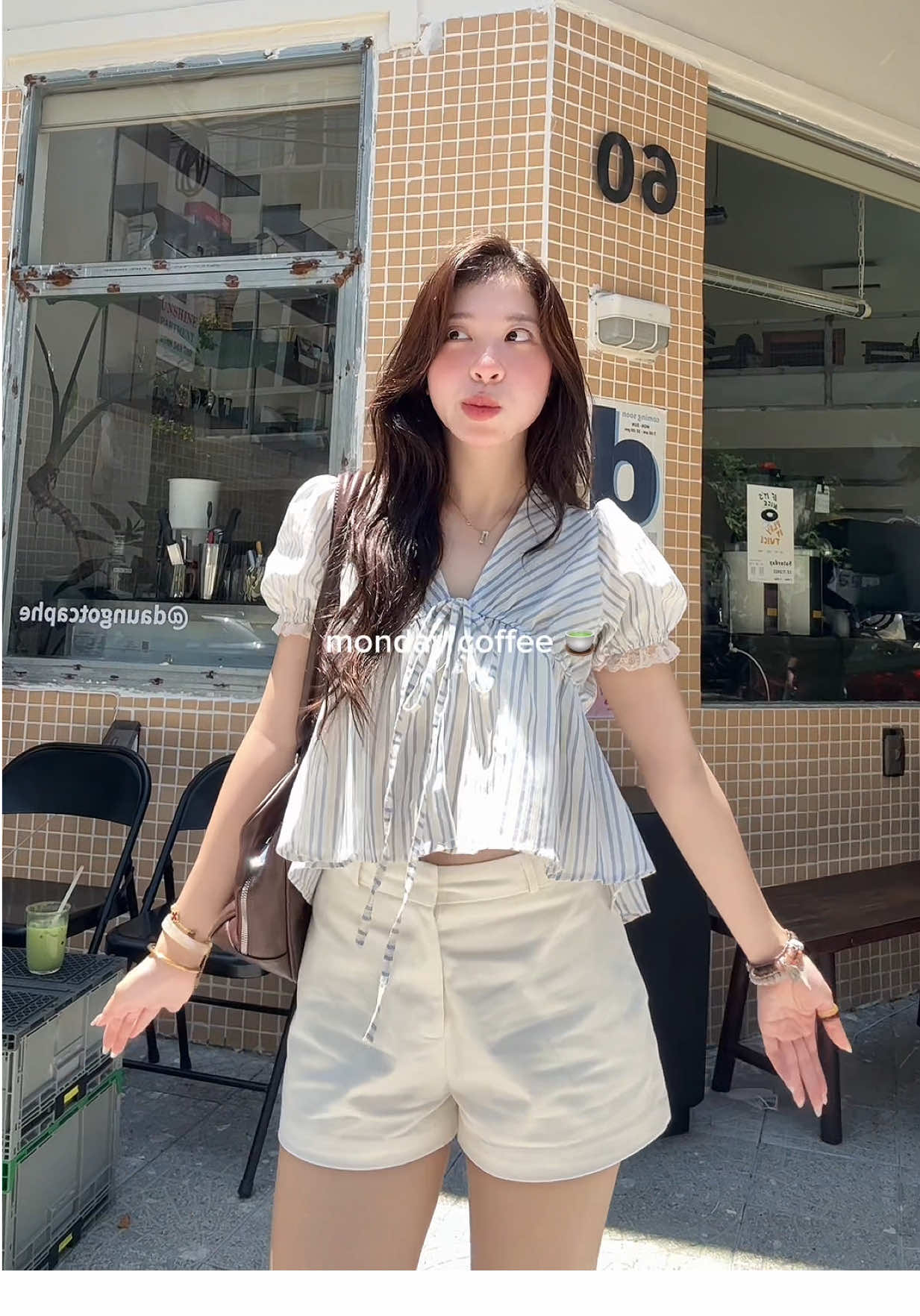 Dâu ngọt sáng nay nắnggggggg nhưng xinhh 🫶🏻🪴🍵🍋‍🟩#xuhuongtiktok #babydoll #unioutfit #croptop 