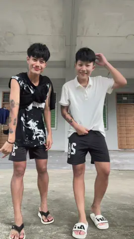 အညိုရယ်အမဲရယ်အနက်ရယ်🤣@Hnin Pwint Aye🎈@zinmoehtet8 #tiktok #fyp #trending 