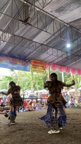Duo wingi sore🙂 @meta-  Matursuwun @MINOLUDRO GEDRUK 🔥 #viralvideo #purworejoviraltiktok #magelangviralfyp #gedruk #gedrukbuto #gedrukindonesia #gedrukcantik #gedrukjogja #fypシ #fypシ゚viral #fyppppppppppppppppppppppp #magelang24jam #magelang24jamfyp #senitari 