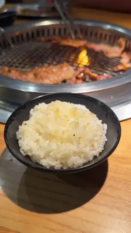 #yakiyum #yakiyumhue #sushi #bbq #sashimi 