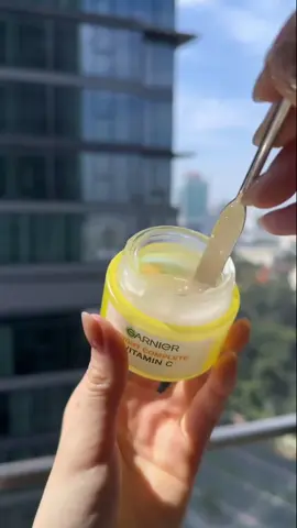 Chân ái cho các bạn bận rộn đây da ẩm mướt tiện thích lắm #garnier #garnier_vn #goclamdep #reviewlamdep #muataitiktokshop #duongam #kemduong #watergel 