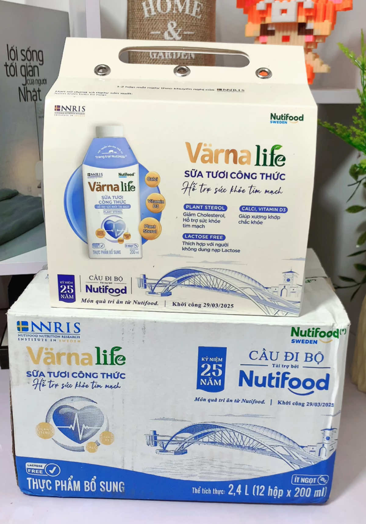 Sữa tươi công thức Varna Life chính hãng Nutifood Thuỵ Điển. Giúp hỗ trợ sức khoẻ tim mạch của người lớn tuổi. Các bạn tham khảo làm quà biếu ba mẹ và người thân nhé #sữa #varna #varnalife #suavarnalife #varnanutifood #nutifoodvarna #timmach #xuhuong 