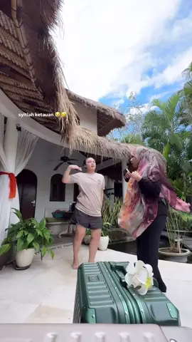 kegabutan Rei sama ainay Dibali #reizukaari #aniay #bali #fyp 