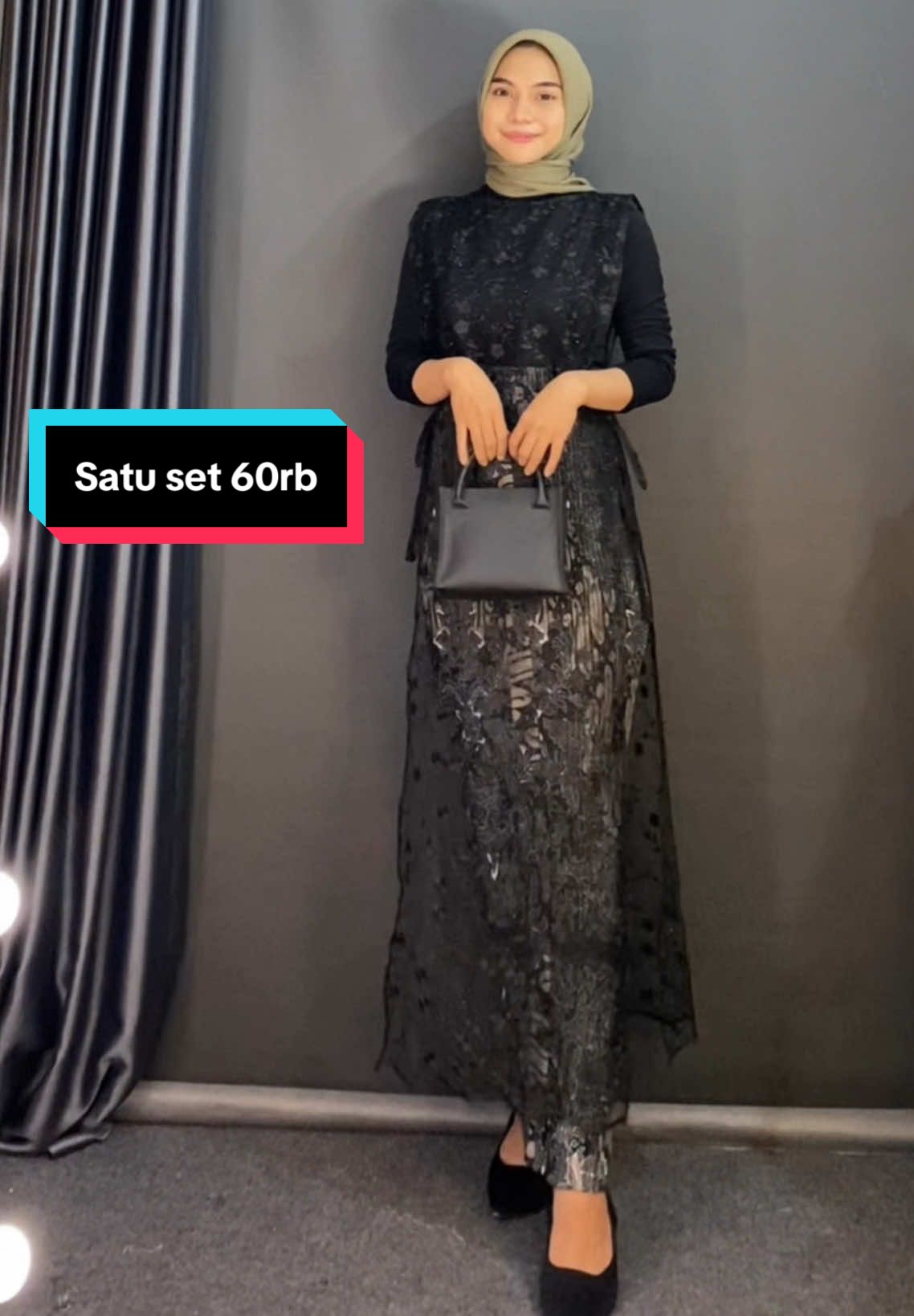 Membalas @Miw✨  ini pake rok batik ka😍😊 #inspirasioutfit #bajukondangan #fypyatiktok 