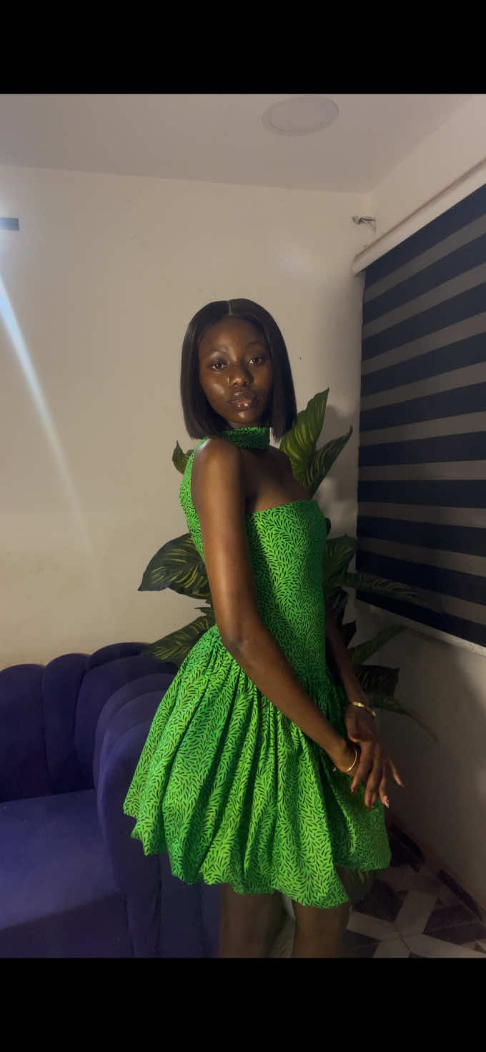 Front cute, but the back? A whole statement 🤭👀.  🏷️15k. Available to Order in fine Ankara prints, plain fabrics, and different sizes.✨ Whatsapp: 09026962805 #fyp #creatorsearchinsights #fashiontiktok #fashiondesigner #xybca #bymotunrayo 
