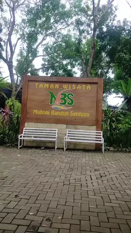 Pokoknya puas kalau kesini kalian harus cobain #tamanwisata #mbs #serangbanten