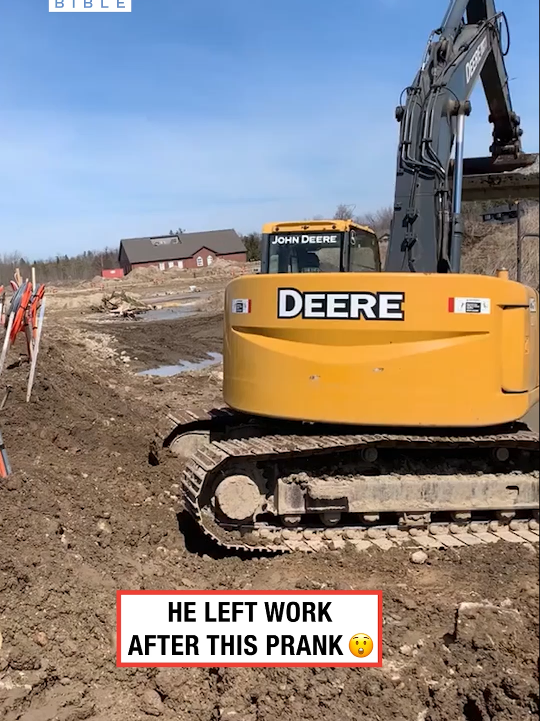 I'd quit on the spot 😲 (🎥: ViralHog) #ladbible #worklife #constructionworker #pranks #gonewrong #omg #coworkers #fails #funnyvideos😂