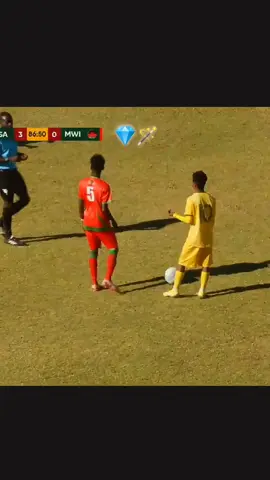 what a player🙆🏽🇿🇦🔥 #cosafa #amajita #emile#under20 #viral #capetowncity@EmileWitbooi10 #southafrica🇿🇦 