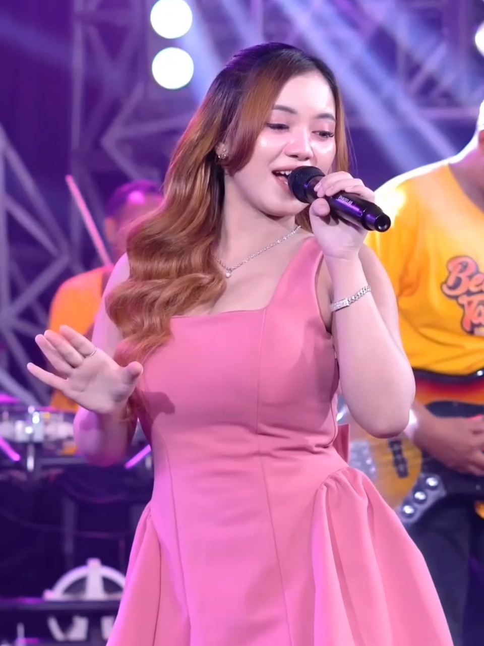 Wedhus - Ajeng Febria #ajengfebria #wedhus #music #fyp 