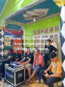 The best perempuan kelahiran 2000🤣🔥👍#gacorr #linghtingkupang #fypシ #nttpride🏝🔥 #moke 