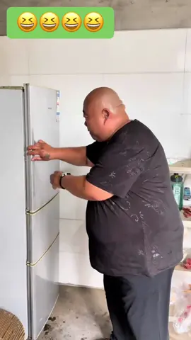 😅😆#xuhuong #giaitri #ilovetiktok #giaitritiktok #haihuoc #laugh #vuivemoingay❤️ 