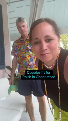 Couples fit for the show!💃🏻🕺🏽 #couplesfit #phishshow #havingfun #charleston #dancingourheartsout 