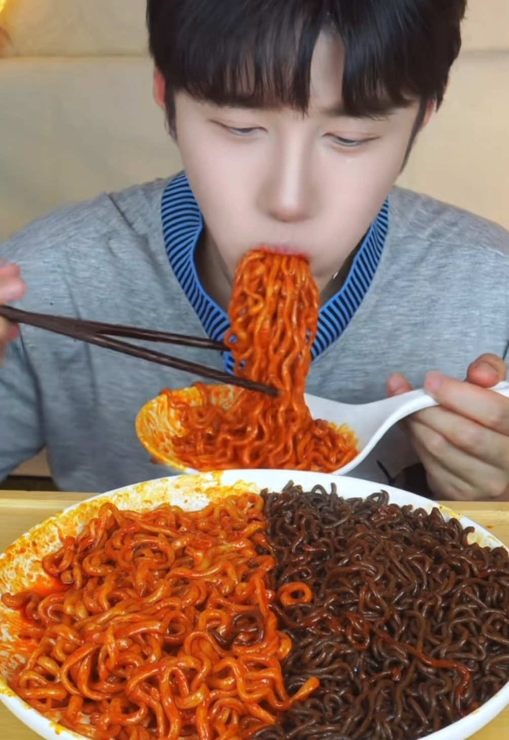 โปรมาม่า2รสชาติ 10ซองไม่ถึง200คุ้มมาก อร่อยมาก เลือกรสชาติได้🍝#ฟีดดดシ #เทรนวันนี้ #พิกัด #มาม่า #มาม่าเผ็ด #มาม่าหม่าล่า #มาม่าเผ็ดที่สุดในโลก #มาม่ารสหมาล่า #มาม่าหม่าล่าเผ็ด #เมนูมาม่า #กินโชว์ #mukbang 