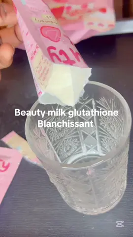 Beauty milk dear face blanchissant #senegalaise_tik_tok #complementalimentaire #collagen #beautymilkbydearface 
