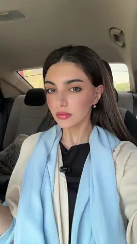 مصممات العبايات ليه كذا 😭😭😂