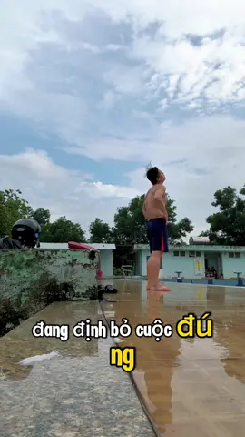 Ngày thứ 8 #hanhtrinhgiamcan Khởi động thì mưa, xuống bơi thì nắng 😂