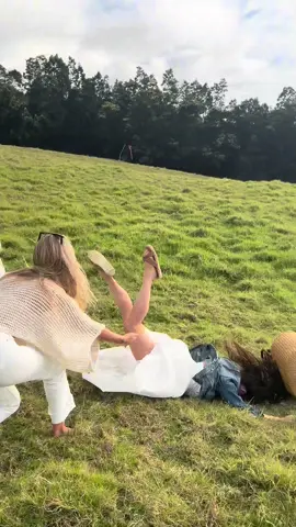 pretty memorable birthday picnic lol #jet2holiday #birthdaygirl 