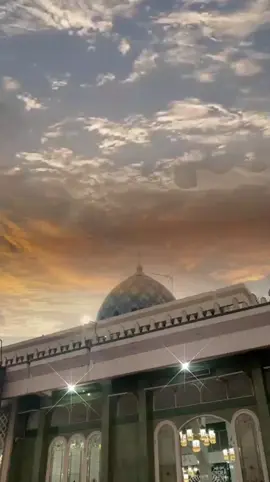 syair sekumpul  =================== merdunya suara alam.abah guru sekumpul.. #pecintaulama  #syairmaulid #abahgurusekumpul #ilmu #syairmaulid #fyp #capcut_edit #tiktokviral #capcut_edit #muhibbin_ulama_dan_habaib #tiktokreligi 