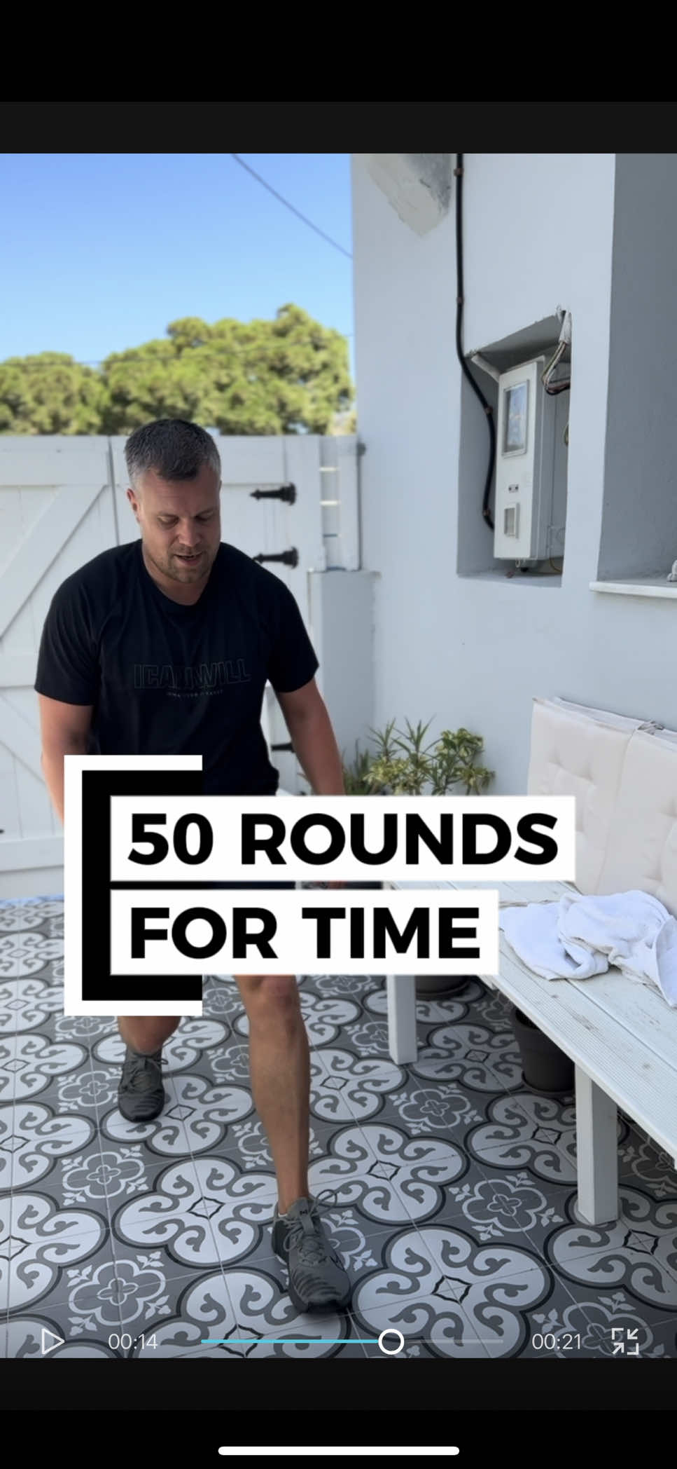 This one will mess with your mind 🤯 No equipment needed! #smartwod #workout #workoutmotivation #wod #functionaltraining #workouttimer 
