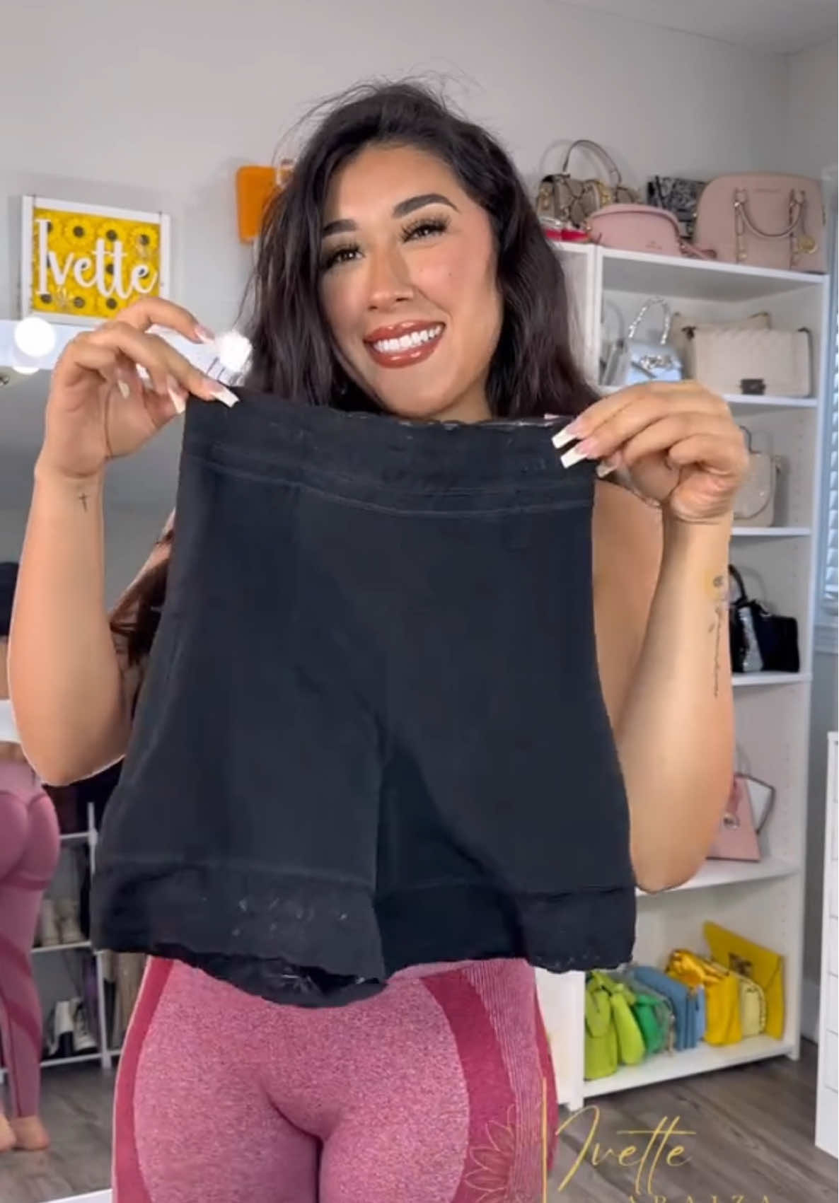 🌻🥰 de mis fajas favoritas de @Araiza’s Boutique Kendra seamless faja y Camila bracier faja código Ivette para ahorrar dinero #faja #fajas #fajasreductoras #fajasmoldeadoras #shortfaja 