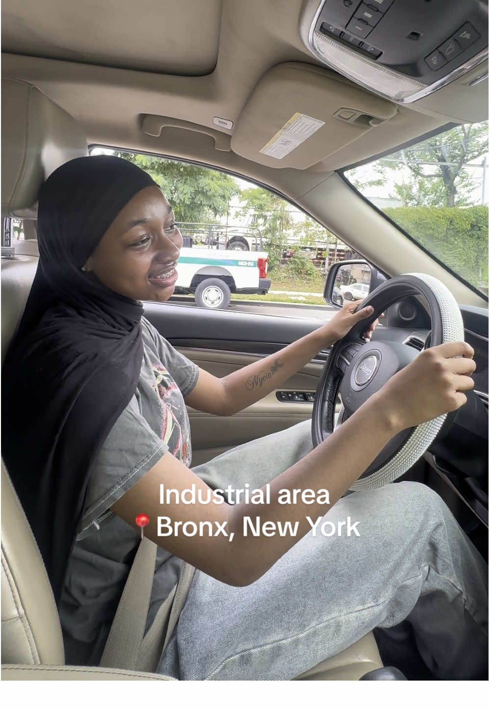 Hey Kings and Queens, this is my content creator @theofficialbriyana . She’s driving in the industrial market in the Bronx, New York. A busy, busy area. Briyana’s always out of town so we’ve had lessons scheduled throughout the month, but she’s ready to take her road test! All we need to brush up on is the broken U-Turn and parallel parking.  _______________________________ #queendecode #bronx #newyork #newyorkdriving #roadtest #privatelessons #industrialarea 