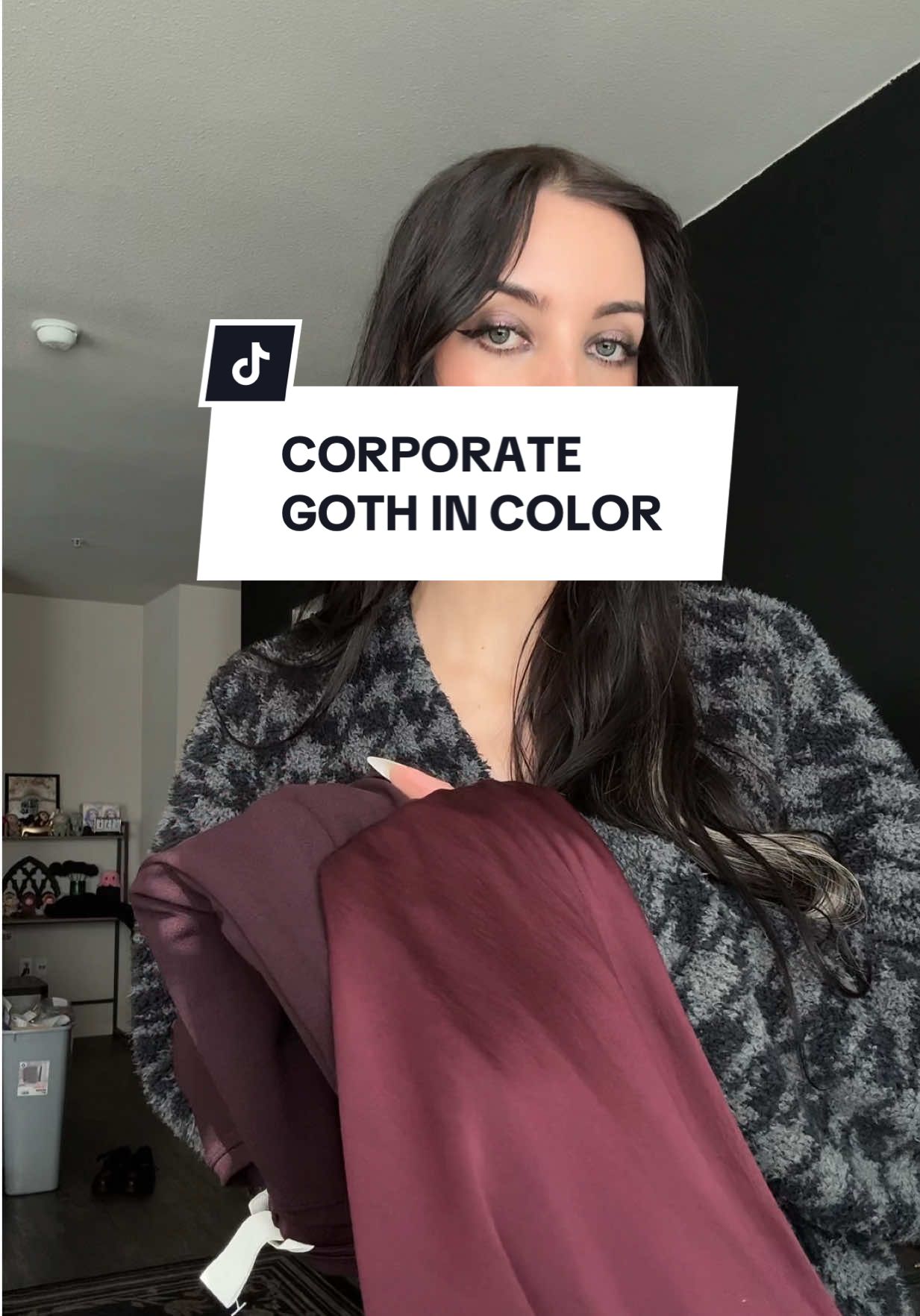 another corporate goth in color episode 🖤 #officegoth #workwear #workwearstyle #corporategoth #elegantgoth #atxinfluencer #corporategirlies 