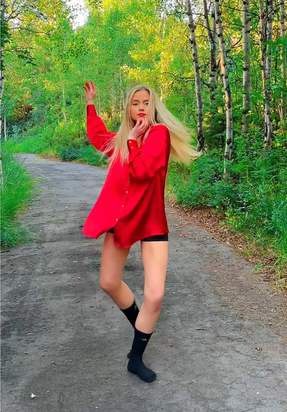 Billie Eilish - i love you ❤️ #billieeilish #iloveyou #dancersoftiktok #improvisation #artist #movement #Love 
