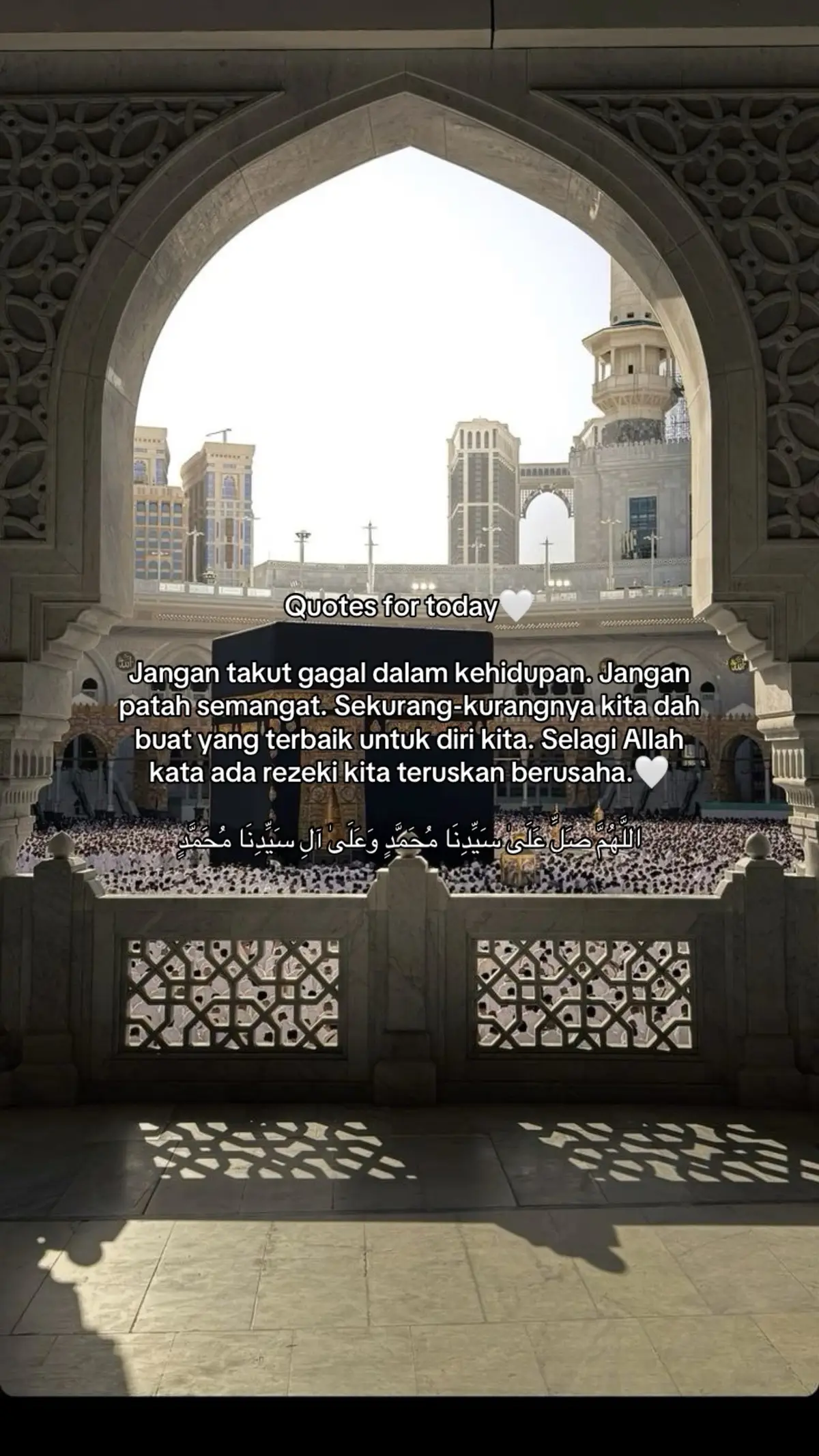 #bismillah #allahummashollialasayyidinamuhammad #quotes #quotesislam #reminderislamic #islamic #streak #streaksaver #sahamakhirat #hijrah #selawat #taubat #istiqomah #explore #fyp #foryoupage #4upage #strongwomen 