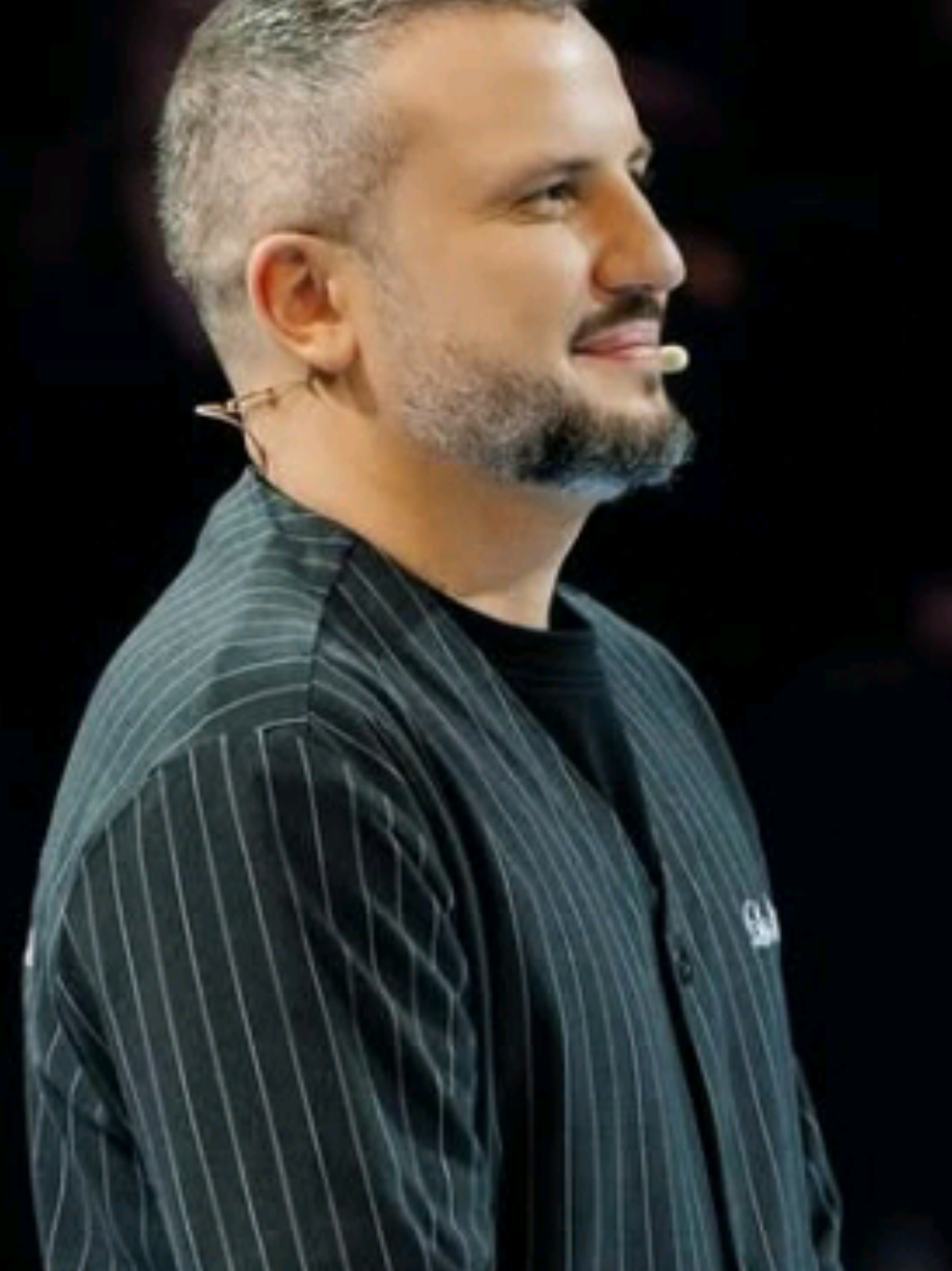 Тизер к новому сезону шоу «Неигры. Команда».  В грядущем сезоне «Неигры. Команда» звёзды получат бесценное подкрепление. С ними в команде будут проходить испытания Антон Шастун и Дима Позов! Готовьтесь к непредсказуемым дуэтам и взрыву юмора – будет жарко! Вы готовы к этому противостоянию?  #неигры