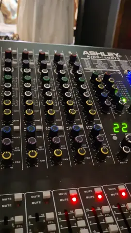 tim balik layar @New Shakila Production #newshakila #newshakilaaudio #newshakilaproduction #soundjenangan #soundviral #semuaorang #fypシ゚ #fypage 