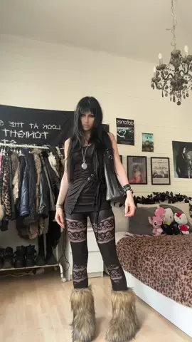 #fashioncontentcreator #alternativefashion #fashioncontent #fashionblogger #altgirl #fashiontiktok #tumblraesthetic #alternativegirl 